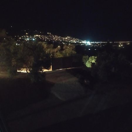 Esperides Apartments Aigli Skopelos Town Bagian luar foto