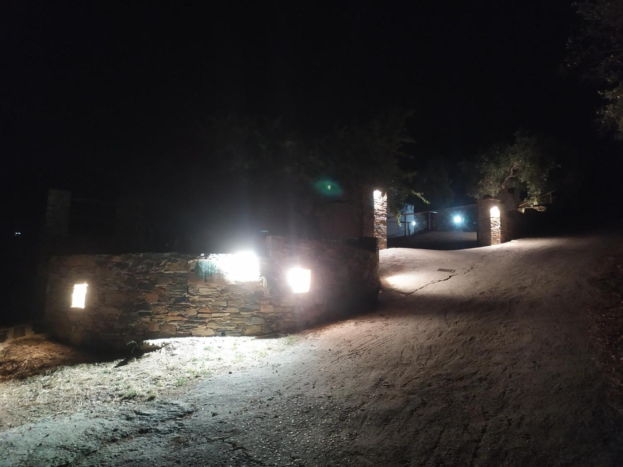 Esperides Apartments Aigli Skopelos Town Bagian luar foto